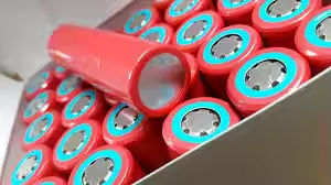 SanyoHigh разрядка Baterai <span class=keywords><strong>18650</strong></span> Lifepo4 батарея оптом литий-ионная аккумуляторная батарея 3,7 В 2600 мАч <span class=keywords><strong>18650</strong></span> литиевая батарея - Product Image 6