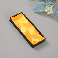 Petite boîte d'emballage cadeau en papier kraft rectangulaire noire pour anniversaire