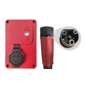 Prise et fiche à éjection automatique pour camions de pompiers, camions de sauvetage, ambulances et véhicules spéciaux - Product Image 1
