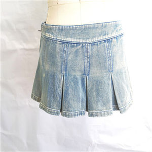 China Factory Fashionable Chic Ladies <b>Denim</b> <b>Skirt</b> Washed Stretchy Slim Fit <b>Pleated</b> <b>Skirt</b> Spring Streetwear - Product Image 3