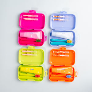 Kit sikat gigi perjalanan 4-in-1 warna-warni populer dengan sikat gigi Interdental lepas pasang Set perjalanan - Product Image 1