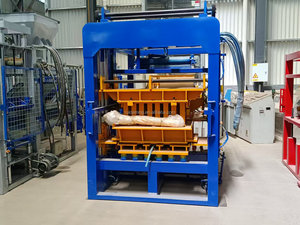 <strong>QT5</strong>-<strong>15</strong> <strong>Brick</strong> Making Machine - Fully Automatic <strong>Brick</strong> Production Machine for South Africa - 6-inch Hollow Concrete <strong>Block</strong> Machine - Product Image 6