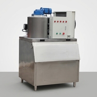Machine à glace en flocons commerciale 2T pour les entreprises, générateur de glace en flocons automatique industriel 2000 kg/24h