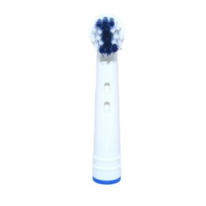 Testine di ricambio per spazzolino doppio pulito orale <span class=keywords><strong>B</strong></span> <span class=keywords><strong>compatibili</strong></span> con lo spazzolino elettrico USB realizzato in materiale resistente in setola - Product Image 4
