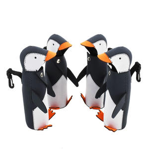 Fundas Aislantes de Neopreno con Diseño de Pingüino para Botellas de Cuello Largo Estándar de 12 oz, con Base Cerrada - Product Image 3