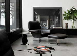 Chaise de salle à manger en cuir gris fer, idéale pour les banquets d'hôtel ou les salons, en promotion - Product Image 3