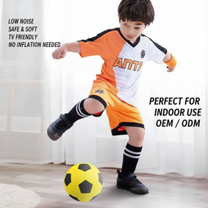 Balón de fútbol silencioso de espuma PU suave para entrenamiento en interiores, personalizado por OEM, para uso doméstico. - Product Image 1