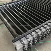 Warmgedoopte gegalvaniseerde stalen villa-omheining ZSF-01A elektrostatisch anti-roest smeedijzeren tuinhekwerk op maat