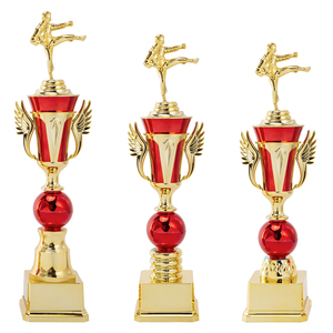 24 Nuevas promociones para boxeo gratis Judo Taekwondo Trofeos y medallas de plástico chapados en oro Premios de recuerdo AD77 - Product Image 1