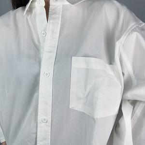Chemisier ample en coton blanc à manches longues pour femme, style boyfriend, nouvelle collection, par le créateur OEM - Product Image 6