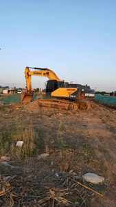 รถขุดฮุนได 350 มือสอง นำเข้าจากเกาหลีใต้ น้ำหนัก 35 ตัน ระบบไฮดรอลิก ตีนตะขาบ ใช้เครื่องยนต์คัมมินส์ - Product Image 3