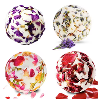 Bombes de bain effervescentes OEM véganes naturelles de luxe aux pétales de fleurs séchées de rose et de lavande pour la douche, le spa et la relaxation