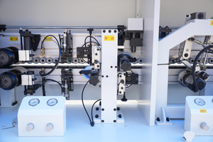 HK768 Corte automático máquina madeira Planeamento máquina espessura plaina