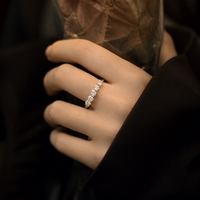 Bague en platine PT950 avec cinq diamants de laboratoire, taille brillant rond, plaqué rhodium, alliance de luxe pour femme