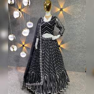 Fancy Trending Último diseñador Party Wear Sequence Material Lehenga para niñas y mujeres Pieza de diseñador con alta calidad - Product Image 6