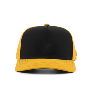 Gorra Deportiva Personalizada de Poliéster Impermeable con Orificios Cortados a Láser, Gorra de Golf Perforada, Parche de Goma con Logotipo Personalizado, Gorra de Béisbol de 5 Paneles - Product Image 3