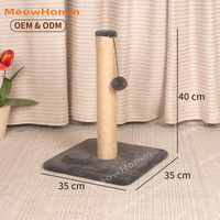 Griffoir de chat en corde de sisal naturel de 15.7 pouces avec jouets de balle interactifs