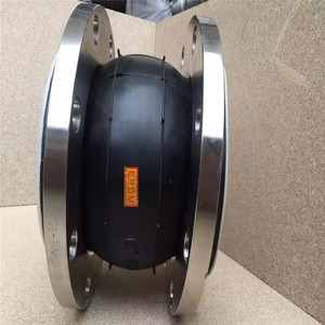 Connecteur flexible Accouplement Pipeline Ss304 ou acier au carbone ANSI 150LBS Bride <span class=keywords><strong>Soufflet</strong></span> Joint <span class=keywords><strong>de</strong></span> dilatation en caoutchouc - Product Image 2