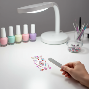 Adesivi con strass scintillanti ILAN 39009-4 per decorazioni nail art - Product Image 2