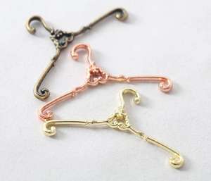 Fabricant chinois <span class=keywords><strong>Cintre</strong></span> pour poupée Cintres miniatures en métal - Product Image 2