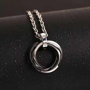 Hip Hop Mode Géométrique Pendentif Collier En Acier Inoxydable Anneaux Pendentif Bijoux Collier pour Femmes Hommes - Product Image 4