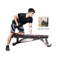 Rack de fitness multifonctionnel réglable pour usage commercial avec banc d'haltères et équipement de musculation robuste