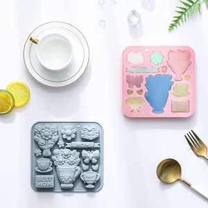 แม่พิมพ์เค้กซิลิโคนกันติดรูปช่อดอกไม้สำหรับเทศกาล เกรดอาหาร ใช้ซ้ำได้ แม่พิมพ์ซิลิโคนน่ารักแบบแม่เหล็กสำหรับทำช็อกโกแลต ลูกอม และน้ำแข็ง DIY - Product Image 2