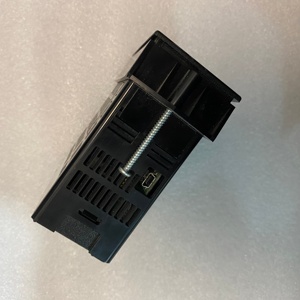 Compteur numérique double ligne RedL-ion PAX2D000 1/8 DIN avec affichage à entrée d'impulsions haute vitesse et Modbus intégré - Product Image 5