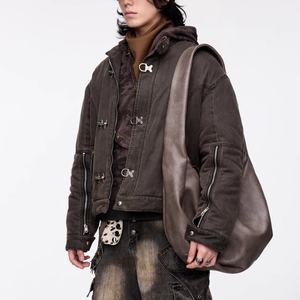 เสื้อแจ็คเก็ตยีนส์ผู้ชายสไตล์สตรีทลำลองแบบขายส่ง น้ำหนัก 14 ออนซ์ ดีไซน์แบบ Deconstructed ลุคทำสีซีด แจ็คเก็ตสั้นทรงหลวม - Product Image 3