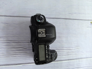 Appareils photo reflex numériques Canon <span class=keywords><strong>5D</strong></span> <span class=keywords><strong>Mark</strong></span> <span class=keywords><strong>II</strong></span> 21,10 MP plein format à bas <span class=keywords><strong>prix</strong></span> - Product Image 4