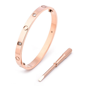 Joyería de moda para tu amor Brazalete Pulsera 18K Chapado en oro amor Acero inoxidable Pulsera clásica con diamantes - Product Image 6