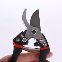 Zware snoeischaar voor tuinieren, fruitbomen snoeien, bloemstukken & takken knippen - V3 Model Rood/Zwart/Grijs