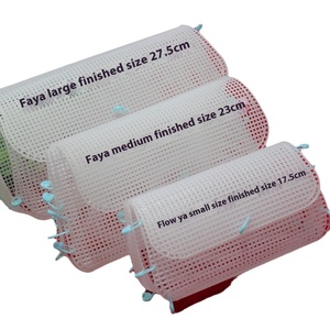 ผ้ากำมะหยี่เชนิลล์ถักทอ ทนทาน ใช้ในครัวเรือน ตาข่ายพลาสติกสีทอง ขนาด 24 ซม. ทรงสี่เหลี่ยม อุปกรณ์เย็บผ้า DIY สำหรับงานเย็บปักถักร้อย - Product Image 5