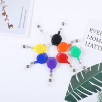 Porte-badge rétractable en plastique ABS en gros, couleur bonbon, porte-badge d'identification pour cordon de 15 mm