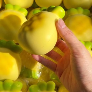 Juguete Blandito de Piña de 10cm, de PU, Súper Suave, Simulación de Comida, de Rebote Lento, para Aliviar el Estrés y la Descompresión, para Niños - Product Image 4