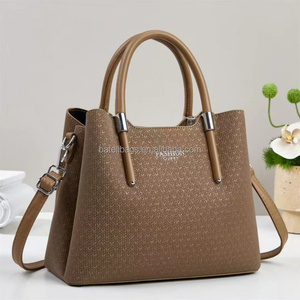 Sac à main décontracté pour femme, design minimaliste polyvalent et élégant, tendance 2025, mettant en valeur le tempérament - Product Image 6