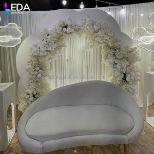 LEDA Nouveau Design Toile de Fond Blanche en Acrylique pour Événements et Fêtes, Mur de Fond Simple à Suspendre avec Motifs Floraux en Dentelle pour Mariage - Product Image 3