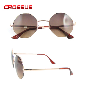 2020 Offre Spéciale <span class=keywords><strong>pas</strong></span> <span class=keywords><strong>cher</strong></span> En Vrac <span class=keywords><strong>Acheter</strong></span> <span class=keywords><strong>des</strong></span> <span class=keywords><strong>Lunettes</strong></span> De Soleil Logo Personnalisé - Product Image 1