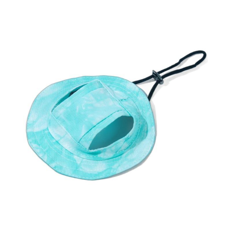 สีเขียวอ่อน