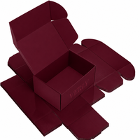 Boîtes d'emballage rouges personnalisées, boîtes à bijoux, boîtes cadeaux, revêtement UV gaufré or, matériaux recyclés pour la logistique, boîtes en papier avec logo