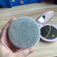 Cermin Rias LED Portable Isi Ulang untuk Anak Perempuan, Cermin Mini Berkilau dengan Lampu untuk Rias Wajah, Cermin Bulat Kecil Genggam