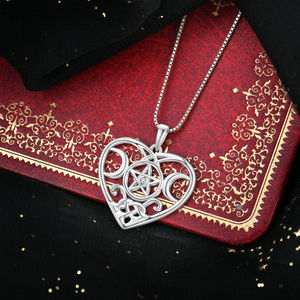 Collar con colgante <span class=keywords><strong>de</strong></span> corazón <span class=keywords><strong>de</strong></span> Pentáculo <span class=keywords><strong>de</strong></span> diosa <span class=keywords><strong>de</strong></span> Luna Triple <span class=keywords><strong>de</strong></span> plata <span class=keywords><strong>de</strong></span> ley 925, símbolo Wiccan <span class=keywords><strong>de</strong></span> protección y joyería <span class=keywords><strong>de</strong></span> empoderamiento - Product Image 3