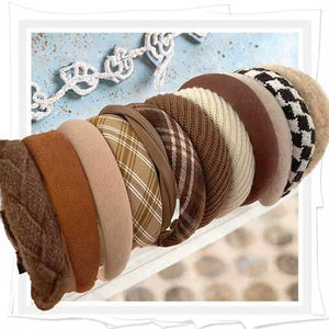 Diadema coreana retro a cuadros, accesorios de diseño francés sencillos y a la moda para mujer - Product Image 3