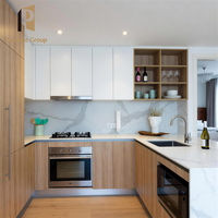 Ensemble de meubles de cuisine modernes haut de gamme en placage de bois laqué brillant pour projet de villa, écologique avec évier