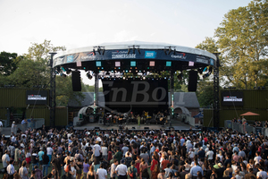 <span class=keywords><strong>Alquiler</strong></span> <span class=keywords><strong>de</strong></span> pantalla LED al aire libre apilamiento música Festival LED Video pared concierto escenario Fondo P4.8 P2.6 P2.9 P3.91 pantalla LED - Product Image 4