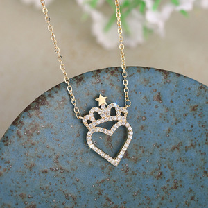 Collana con ciondolo a forma di cuore, corona e stella per donna, gioielli alla moda - Product Image 6