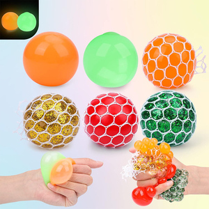 Ensemble de balles anti-stress Squishy pour adultes - Product Image 1