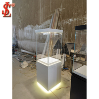 Vitrine de présentation de bijoux de luxe, écologique et durable, en verre trempé, personnalisée, pour bijouterie et horlogerie 3D