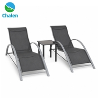 Chaise longue en fer légère à trois pièces pour l'extérieur, la plage, le jardin ou l'hôtel