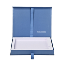 Fabricante Personalizado, Solución Integral, Empaque de Plástico con Inserto, Caja de Regalo con Cierre Magnético Azul y Cinta